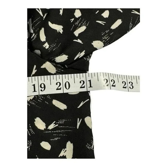 NEW Lush Women's Large Floral Blouse Black & Ivory Multicolor Stitch Fix NWOT‎ - Picture 5 of 8